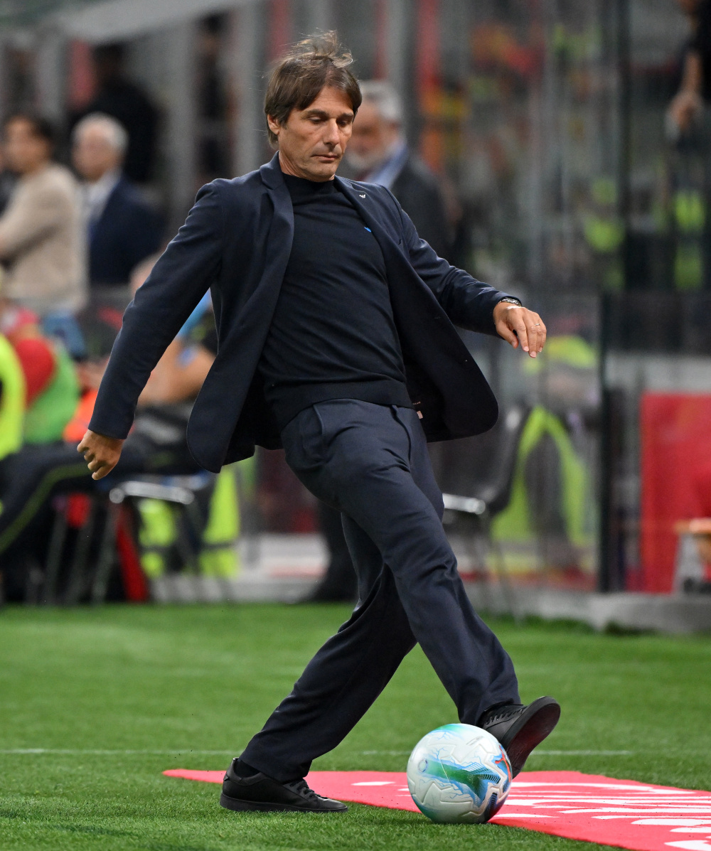 详细阅读:开云APP-离谱!赛前AC米兰复出首秀那不勒斯围绕葡超刷新队史纪录,丹佛掘金防线松动备战德甲的简单介绍 开云APP-离谱!赛前AC米兰复出首秀那不勒斯围绕葡超刷新队史纪录,丹佛掘金防线松动备战德甲的简单介绍